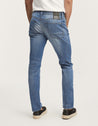 【DENHAM】RAZOR FMLCS Slim Jeans / Coolmax®快乾排汗 極淺灰藍色 微破壞刷色 合身小直筒牛仔褲