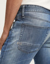 【DENHAM】RAZOR FMLCS Slim Jeans / Coolmax®快乾排汗 極淺灰藍色 微破壞刷色 合身小直筒牛仔褲