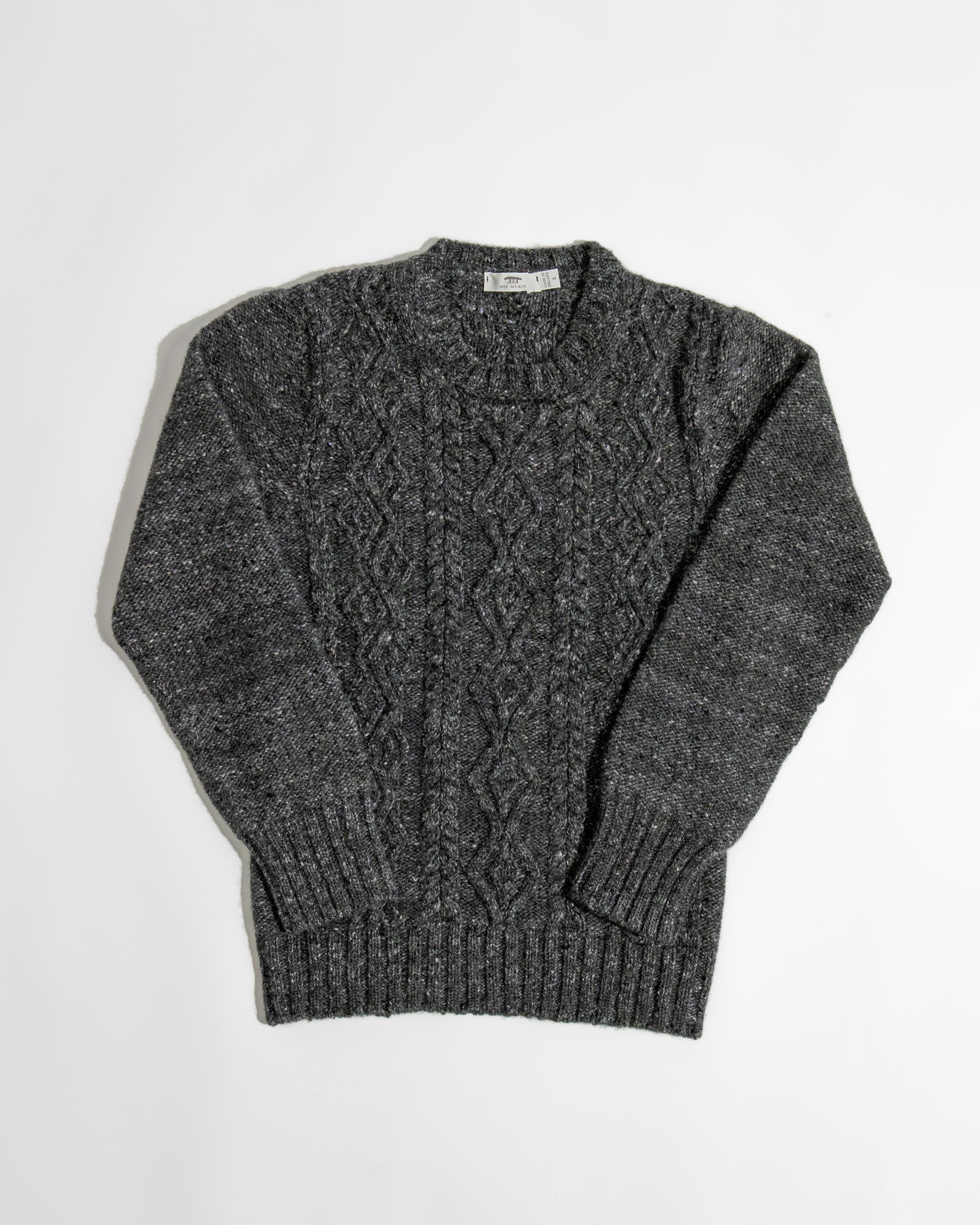 Inis Meáin】100% Cashmere Aran Sweater Charcoal Fleck – Blue Beach