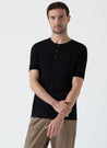 【Sunspel】Henley T-Shirt Black 黑色頂級匹馬棉蔚藍海岸短袖亨利領
