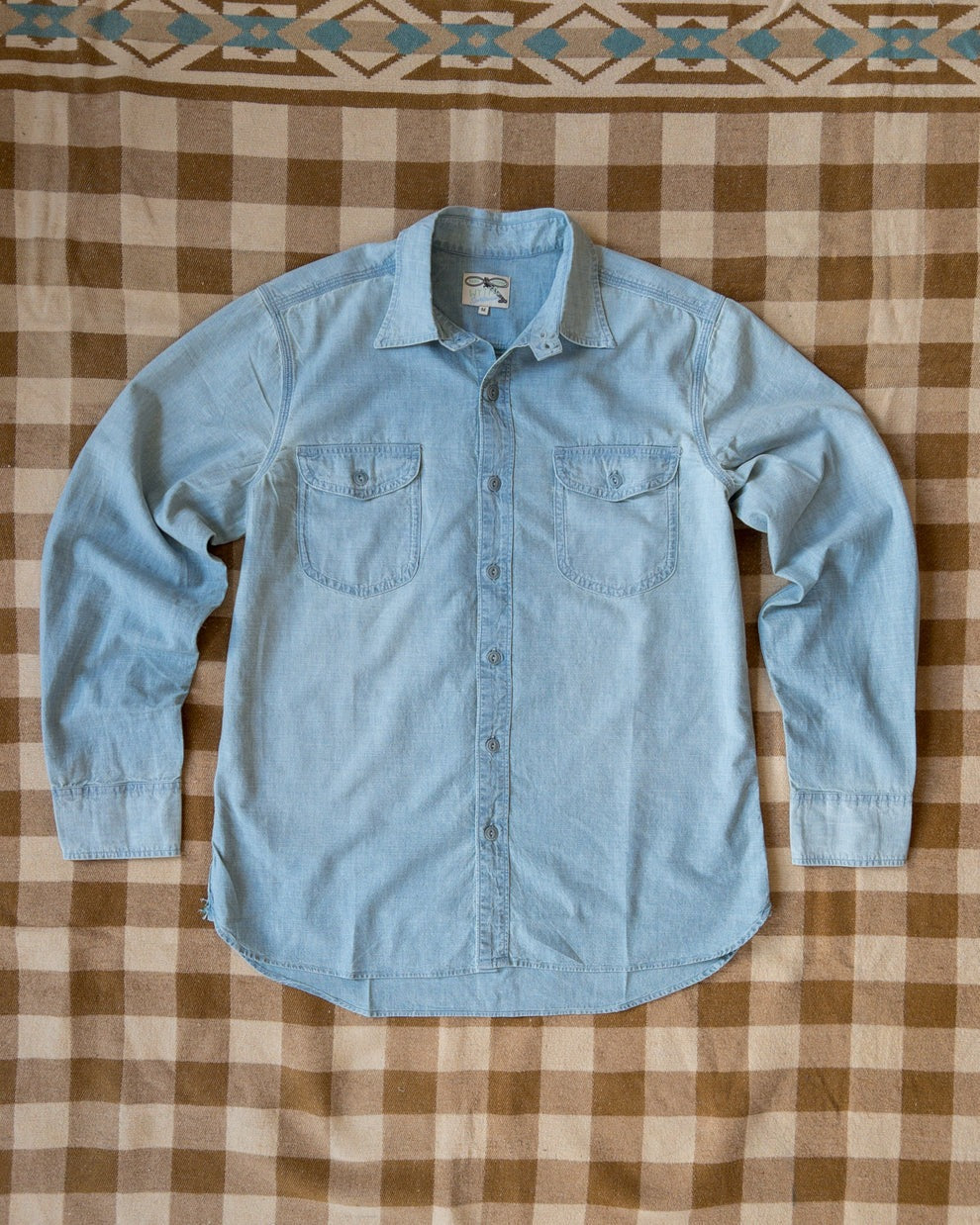 WYTHE】Chambray Workshirt - Distressed and Sunfaded Indigo