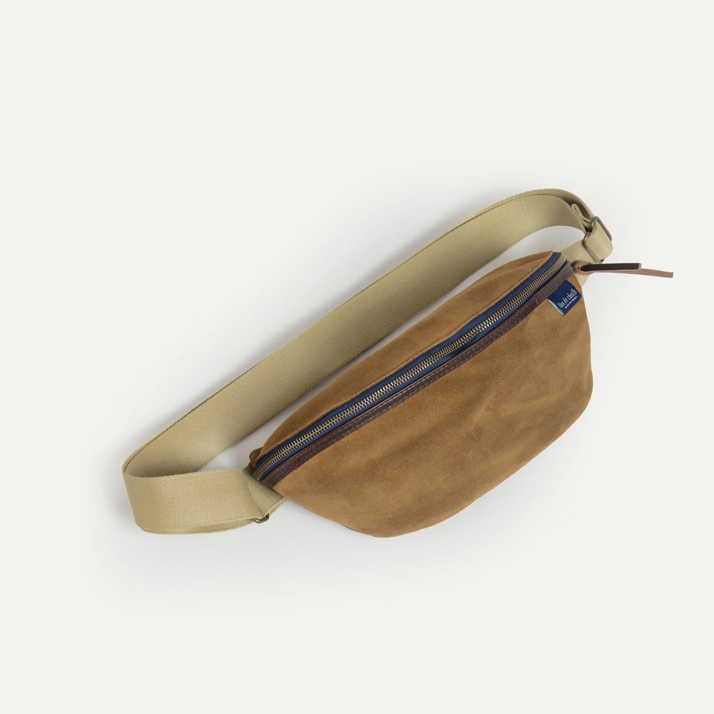 Bleu de Chauffe New Beat Belt Bag Hazelnut Brown Suede
