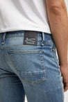 【DENHAM】Bolt FMAR OCS Skinny Jeans / 淺藍水洗 大範圍補釘作舊 貼身錐形牛仔褲