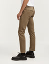 【DENHAM】RAZOR CHINO BLFMC 柚木色修身小直筒休閒褲