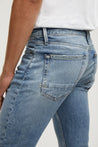 【DENHAM】RAZOR IAR Slim Jeans / 淺藍刷色 自然破壞 合身小直筒牛仔褲
