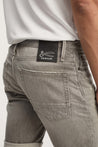 【DENHAM】RAZOR SHORT RRLG Slim Short Jeans / 淺灰作舊 自然破壞 合身牛仔短褲