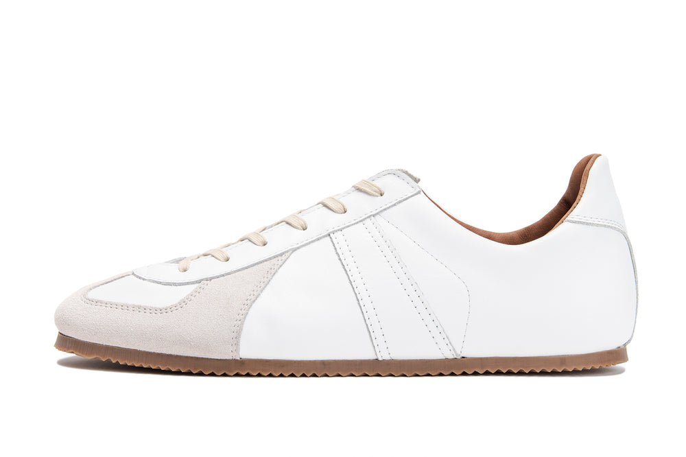 Reproduction of Found 1714L White German Military Trainer